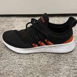 Adidas Women’s cloud foam comfort sneakers